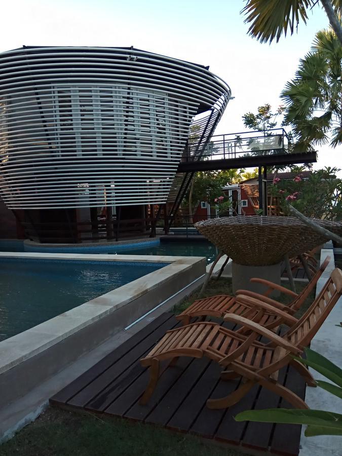 Hotel Bali Umah Tinjung Tulamben Exterior foto